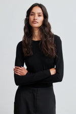 Load image into Gallery viewer, Matima Round Neck LS Tee - Black
