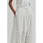 Load image into Gallery viewer, Elenore Broderie Skirt - White
