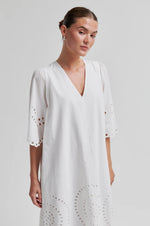 Load image into Gallery viewer, Meryl Dress - White
