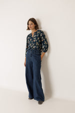 Load image into Gallery viewer, Ruched Detailed Shirt - Marino
