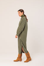 Load image into Gallery viewer, Oversized Shirt Dress

