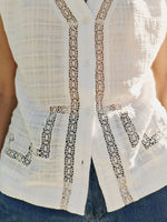 Load image into Gallery viewer, Lace Shirt - Crudo
