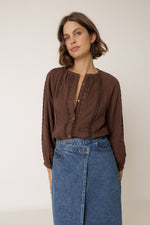 Load image into Gallery viewer, Double Gauze Lace Shirt - Chocolate
