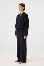 Load image into Gallery viewer, Wren Bomber Jacket - Black
