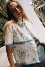 Load image into Gallery viewer, Floral Embroidered Shirt - Azul
