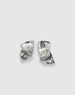 Load image into Gallery viewer, Naia Earrings
