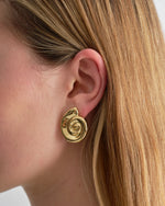 Load image into Gallery viewer, Spiral Earrings
