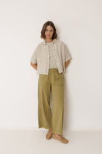 Load image into Gallery viewer, Crop Linen Shirt - Stone
