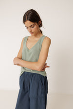 Load image into Gallery viewer, Mateo Straight Poplin Pant - Dark Blue
