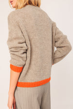 Load image into Gallery viewer, Bicolour Knitted Sweater
