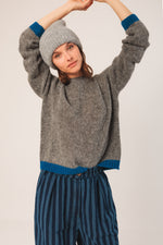 Load image into Gallery viewer, Bicolour Knitted Sweater
