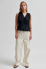 Load image into Gallery viewer, Carpi Top - Black
