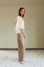 Load image into Gallery viewer, Embroidered Balloon Sleeve Blouse
