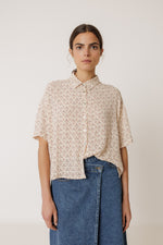 Load image into Gallery viewer, Oversize Block Print Shirt - Crudo
