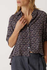 Load image into Gallery viewer, Oversize Block Print Shirt - Dark Blue
