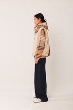 Load image into Gallery viewer, Reversible Teddy Vest
