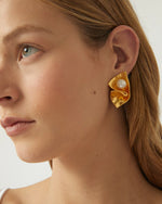 Load image into Gallery viewer, Naia Earrings
