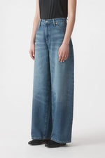 Load image into Gallery viewer, Claudia High Wide Relaxed Jean
