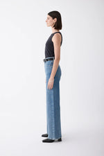 Load image into Gallery viewer, Ellie Super High Rise - Meridian Mid Blue
