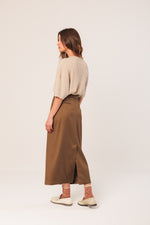 Load image into Gallery viewer, Short Sleeve Cable Knit Sweater
