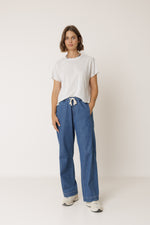 Load image into Gallery viewer, Cropped Ribbed Shirt - Grey
