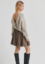 Load image into Gallery viewer, Flare Twist Back Knit - Light Beige Melange
